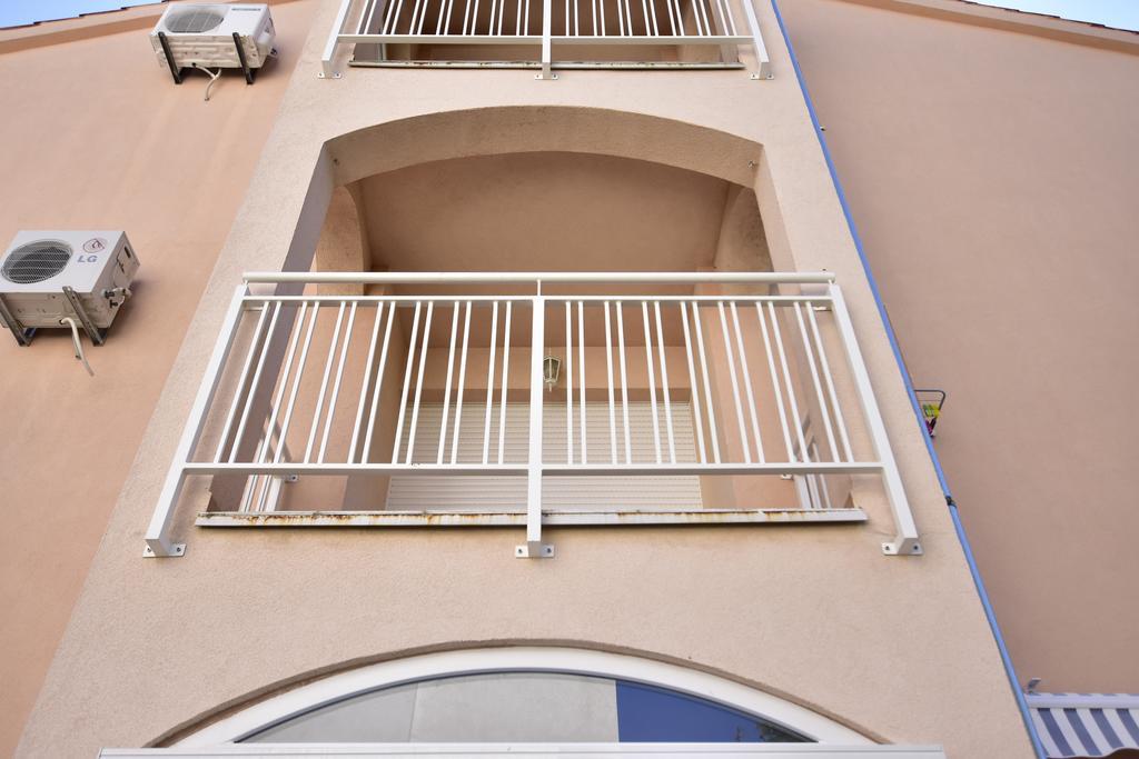 Apartman Sena Vodice Luaran gambar